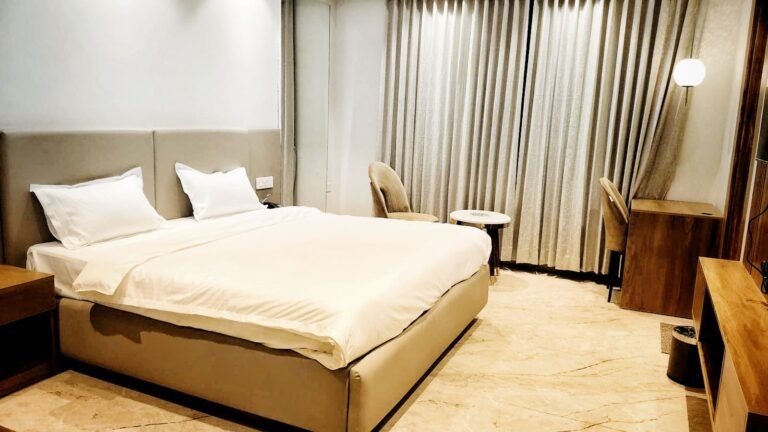 WhatsApp Image 2025-12-07 at 21.18.59_0429145e